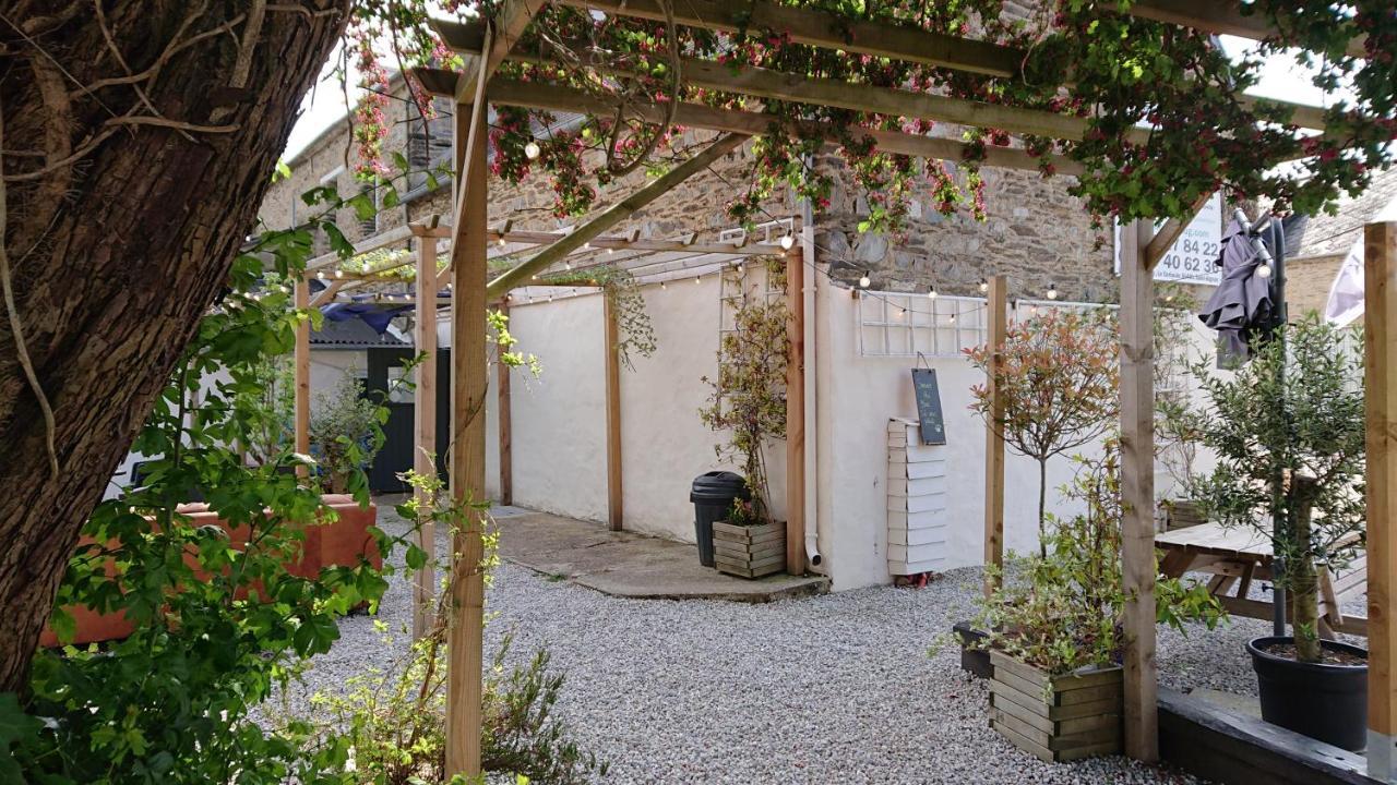 Le Black Dog Pub Saint-Aignan  Kültér fotó
